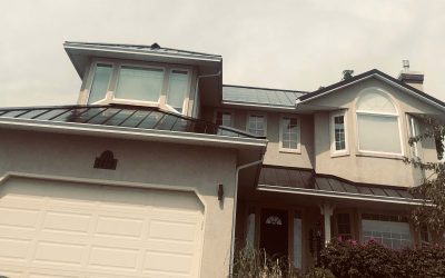 New black metal roof installed in Campbell River